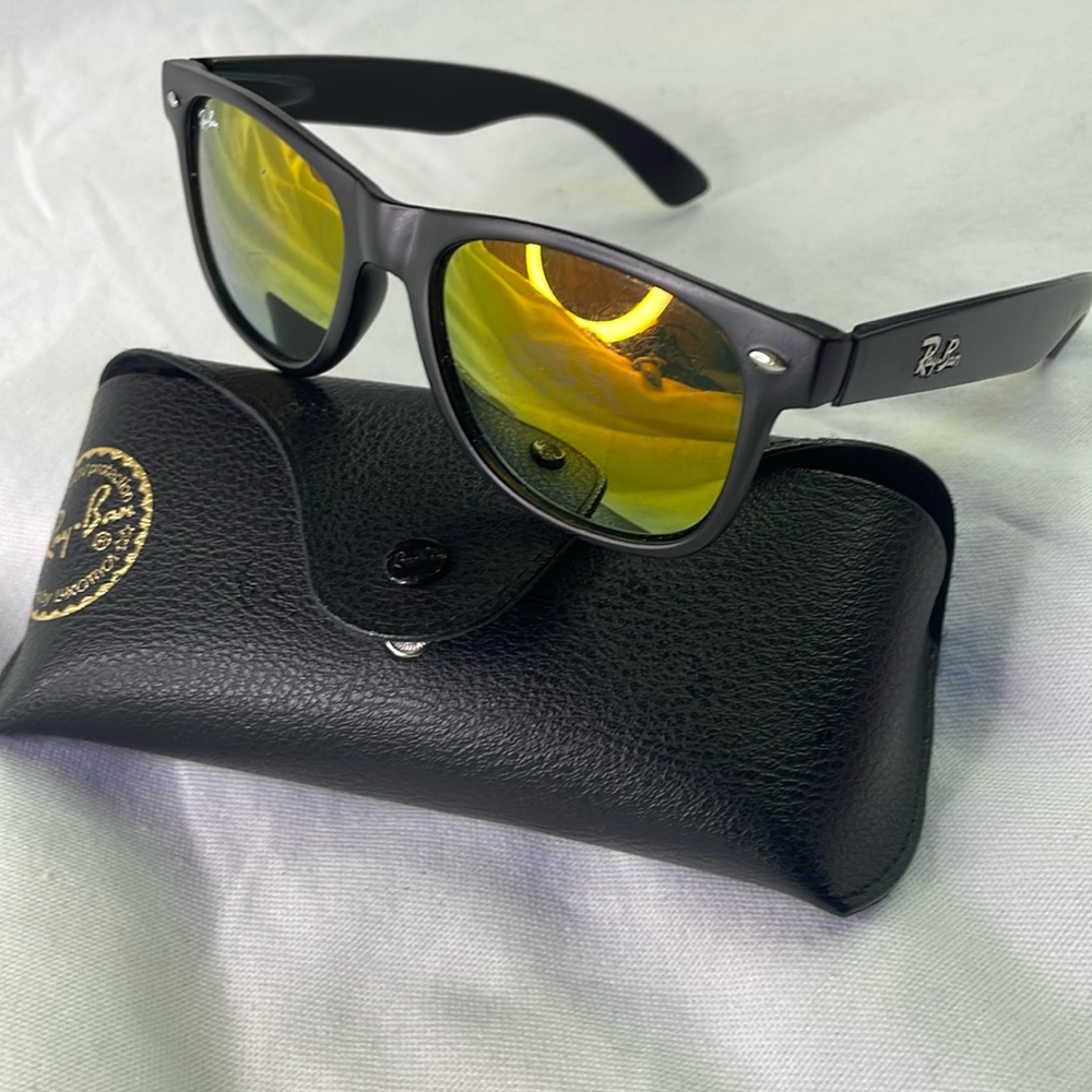 RayBan Orginal Wayfarer Sunglasses Amber Lense